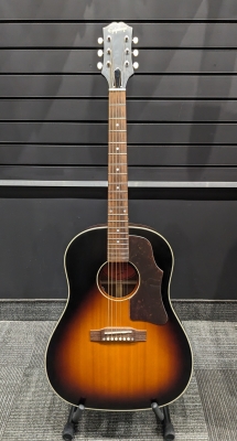 Store Special Product - Epiphone - Inspired by Gibson J-45 - Aged Vintage Sunburst
